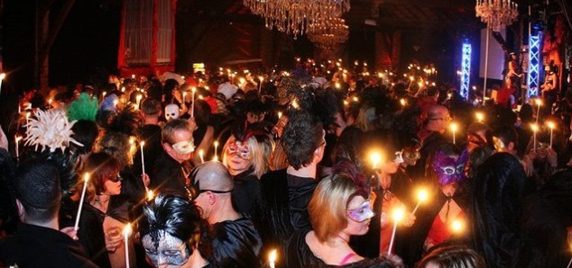 Όργιο σε βρετανικό αρχοντικό του 17ου αιώνα!