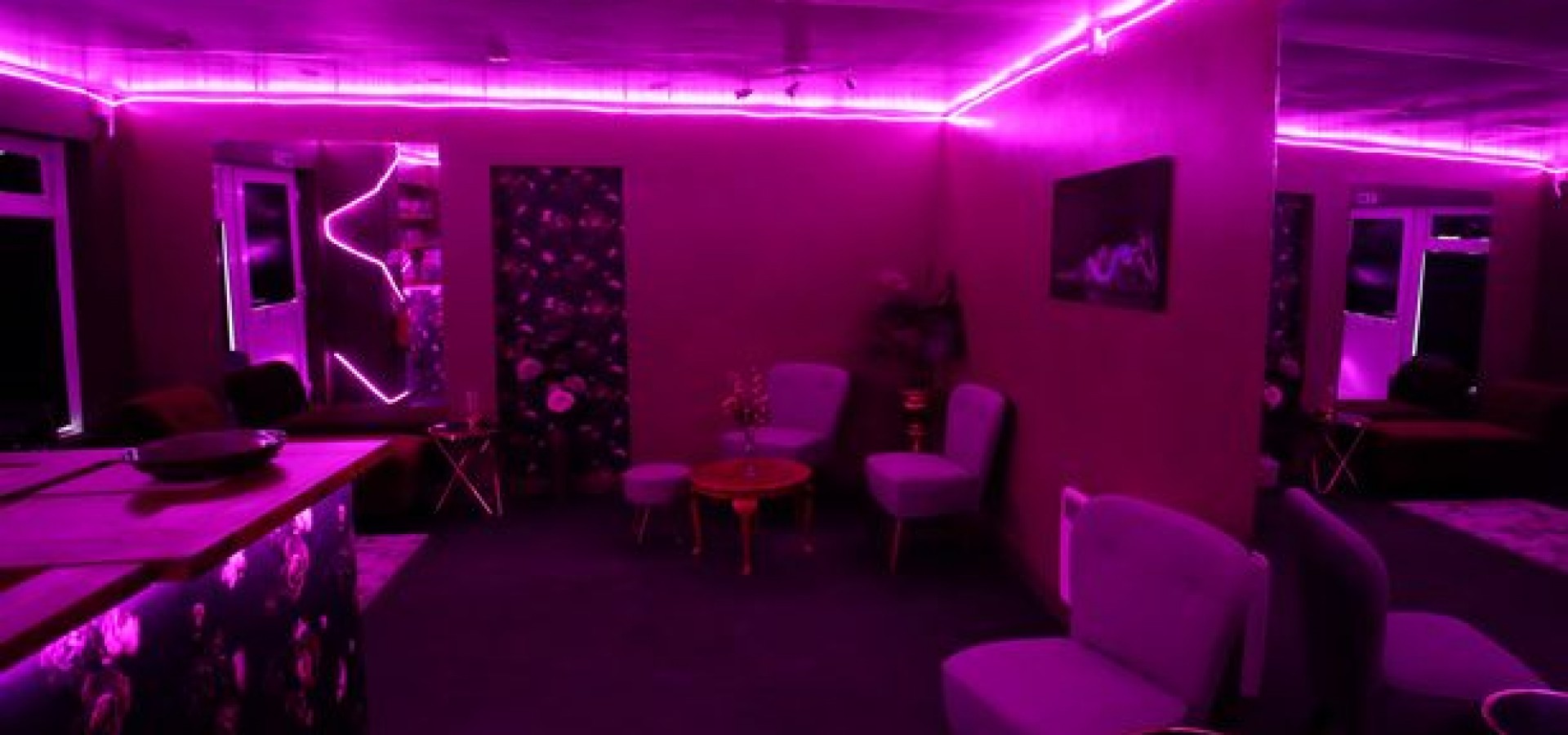 Take a look around West Bridgford swingers' club Purple Mamba