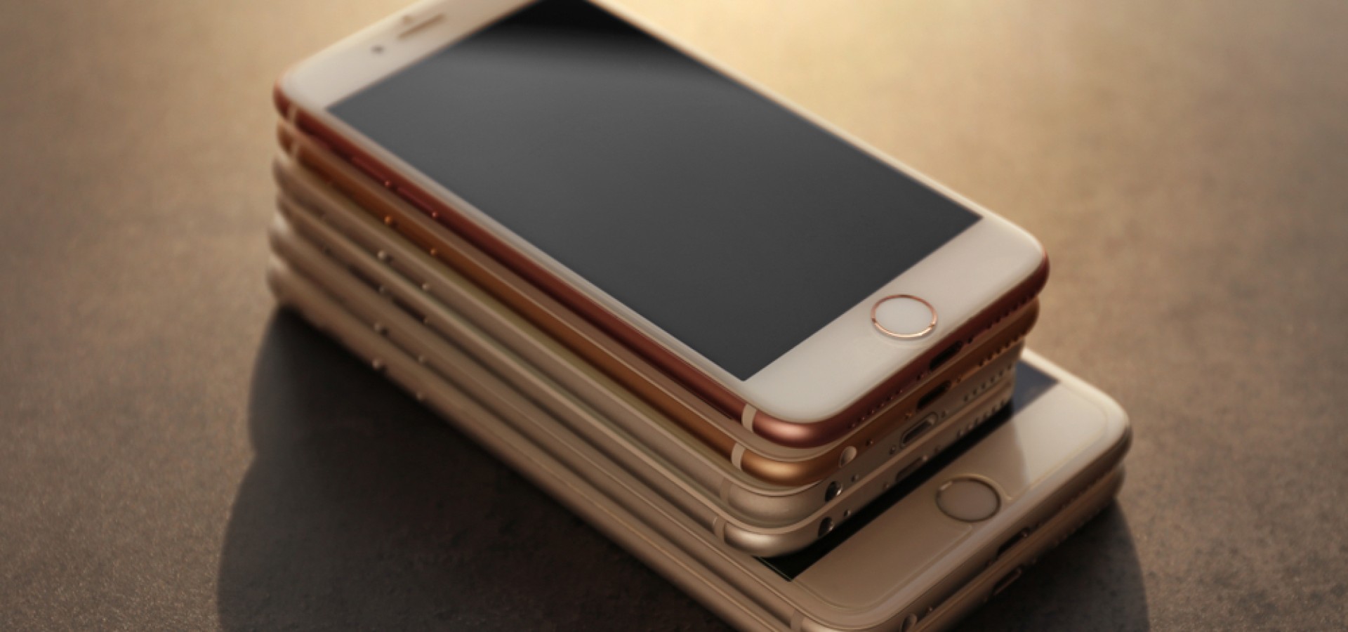 Η ιστορία των κινητών, από τις… «παντόφλες» μέχρι τα smartphones