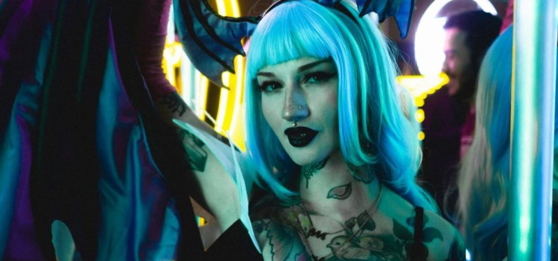 Πώς να στήσεις ένα καυτό cosplay session; 4 άτομα με εμπειρία απαντούν: