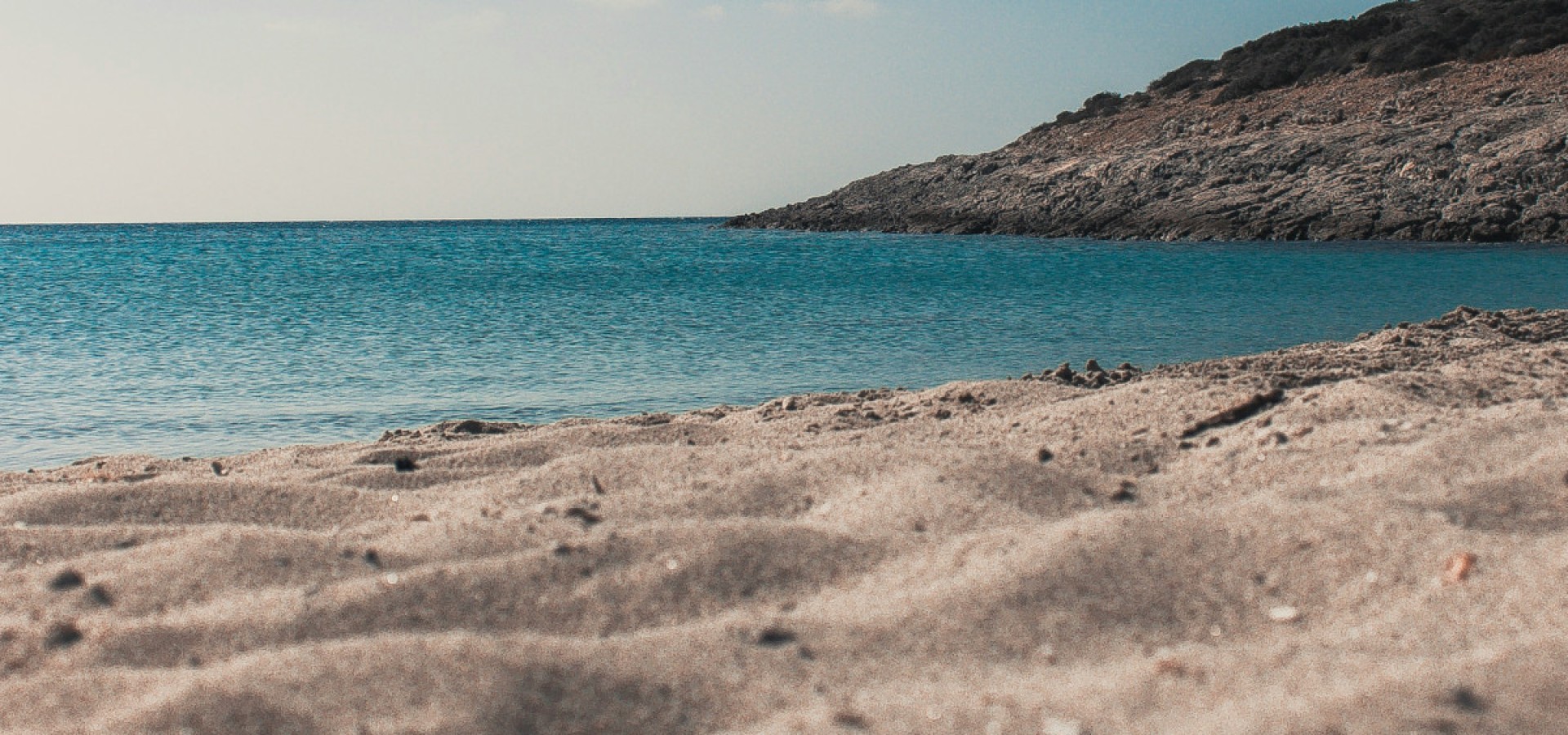Αυτές τις ακατάλληλες παραλίες της Αθήνας καλό είναι να τις αποφεύγεις από δω και πέρα  