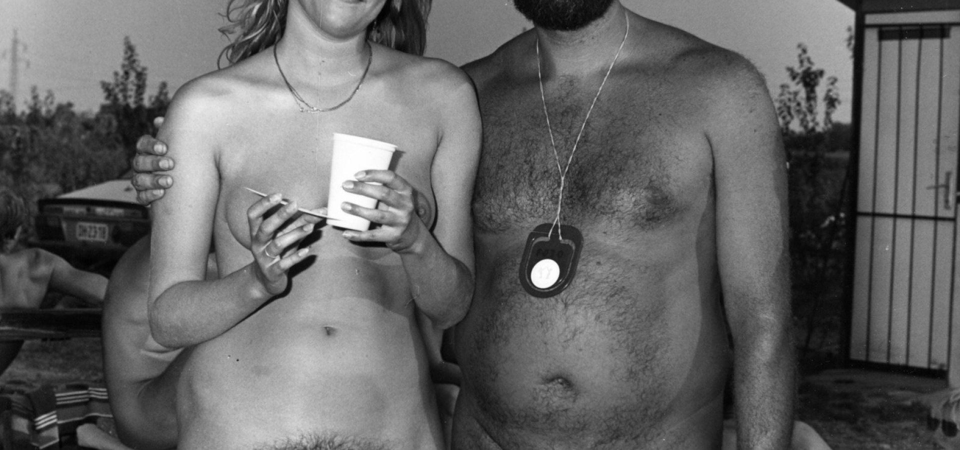Viking Photography (USA): Sziksósfürdö Naturista Kemping, August 1989 - Margaret (GDR) &amp; Angelos (GR), 203x256mm