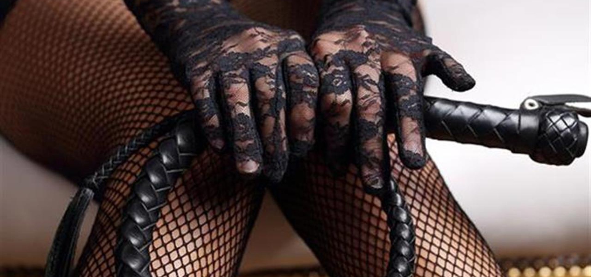 Ποιά είναι τα «ανομολόγητα πάθη» των Ελλήνων στο σεξ;