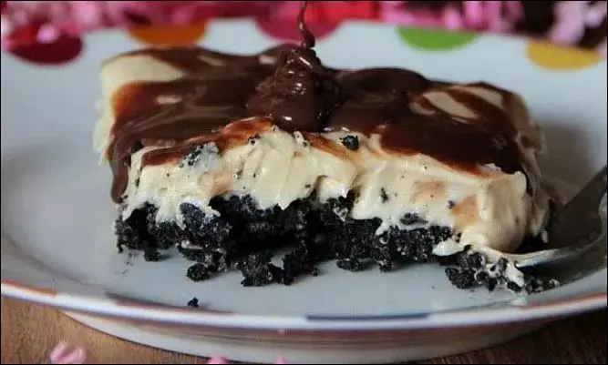 Εξαιρετικό Γλυκό ψυγείου Oreo έτοιμο σε μόλις 5 λεπτά