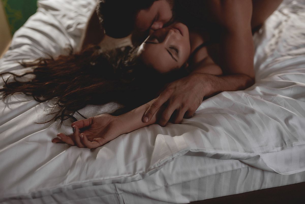 Η στάση για βαθιά διείσδυση και αμοιβαίους οργασμούς