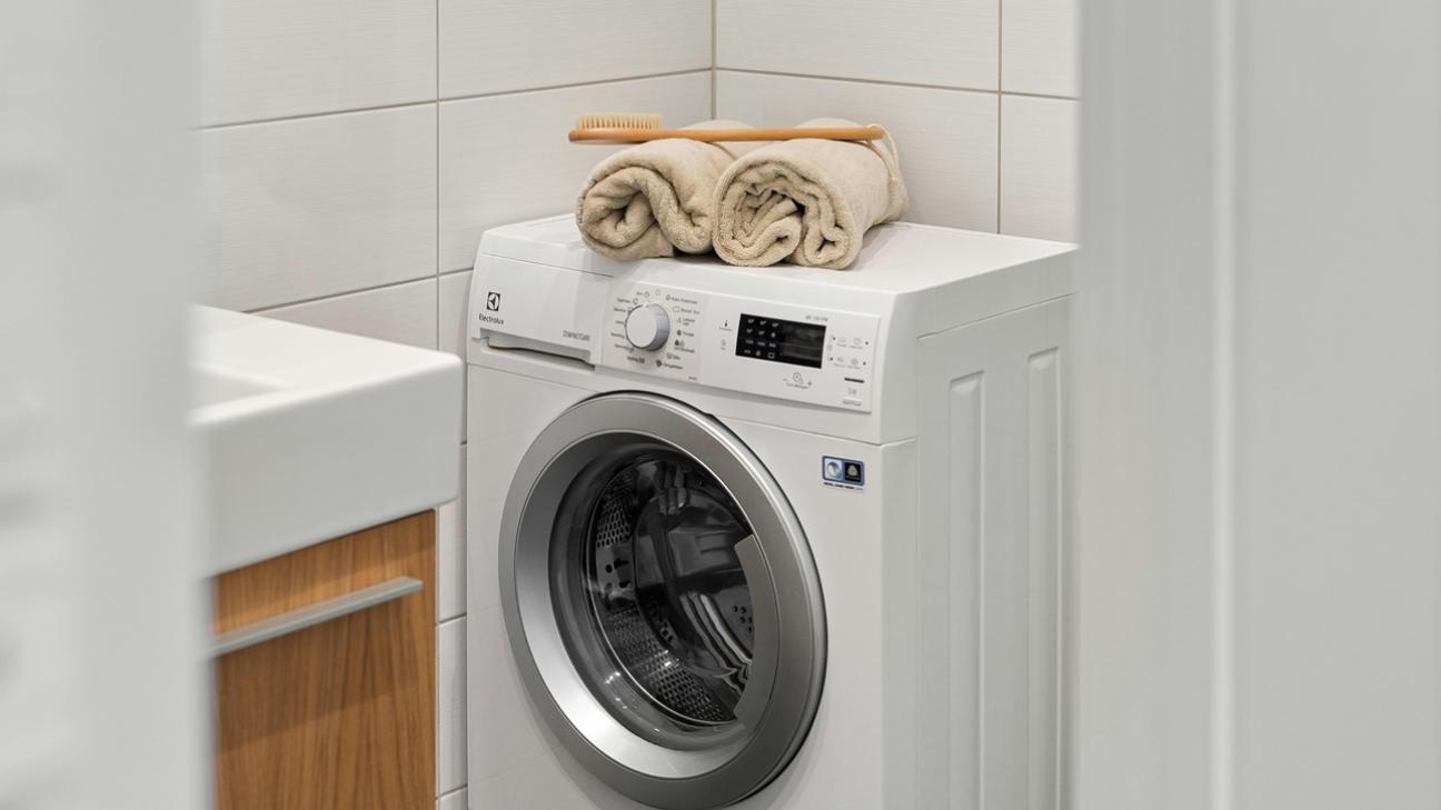 Γιατί τα παπούτσια δεν πρέπει να πλένονται στο πλυντήριο: Οι δύο σημαντικοί λόγοι