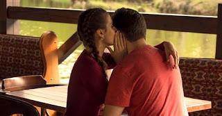 Study investigates married couples who attend swinger conventions