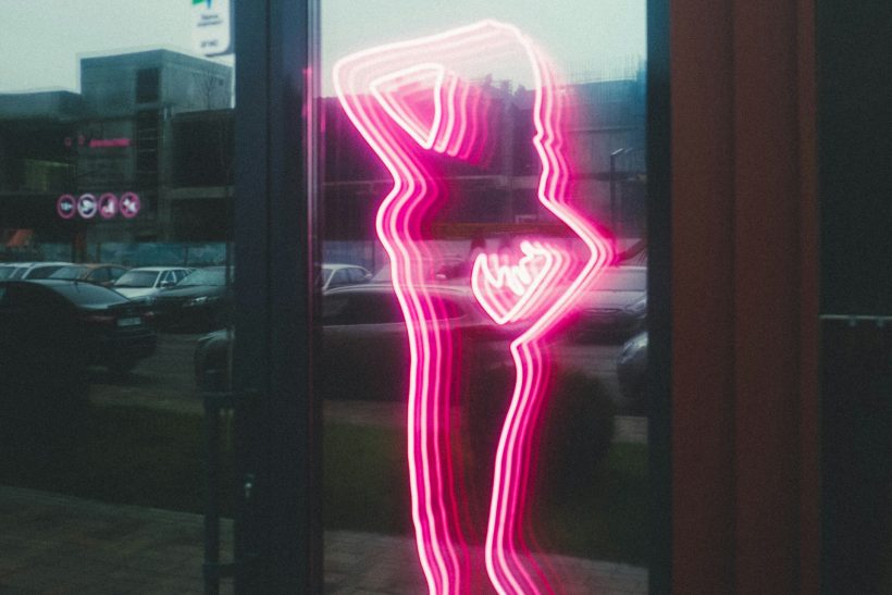 4 στάσεις που μπορείτε όντως να κάνετε όρθιο σ#ξ